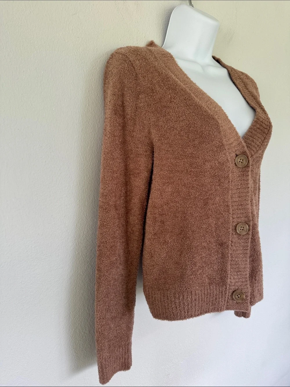 Abercrombie kids light brown fuzzy chenille button front cardigan sweater 13/14